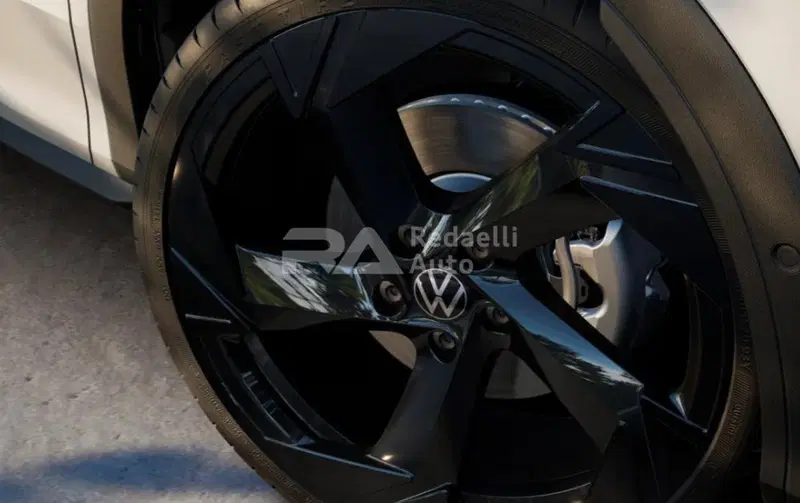 Volkswagen T-Roc nuova a Lecco (4)