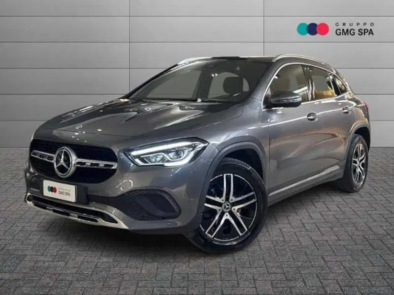 Mercedes-Benz GLA SUV usata a Prato