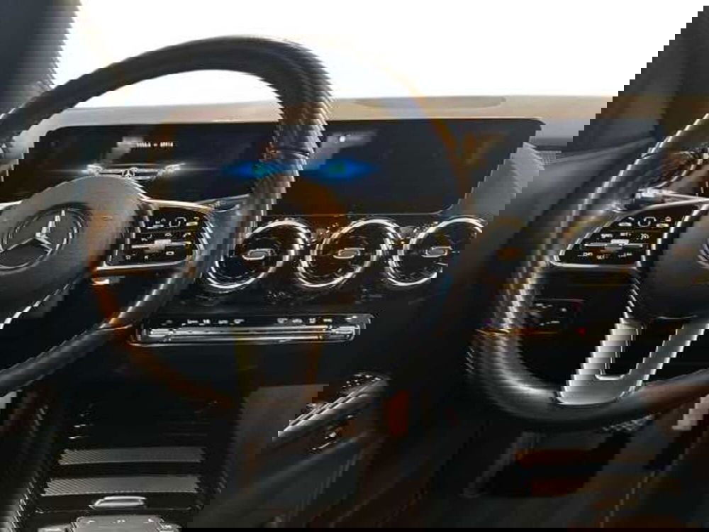 Mercedes-Benz GLA SUV usata a Prato (10)