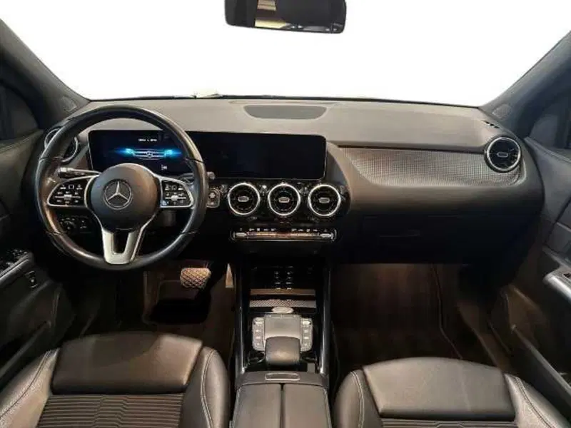 Mercedes-Benz GLA SUV usata a Prato (11)