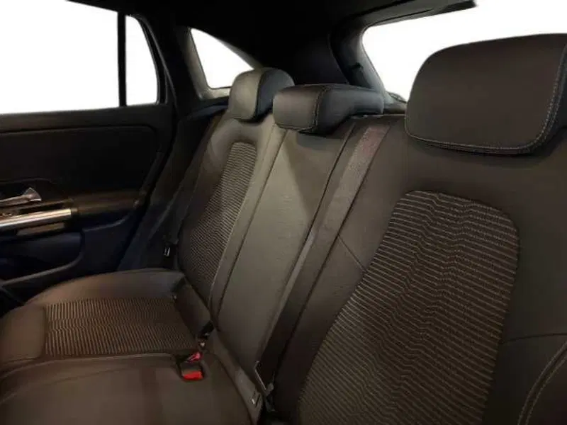 Mercedes-Benz GLA SUV usata a Prato (12)
