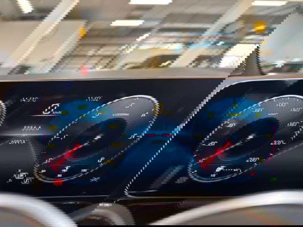 Mercedes-Benz GLA SUV usata a Prato (13)