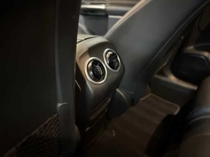 Mercedes-Benz GLA SUV usata a Prato (19)