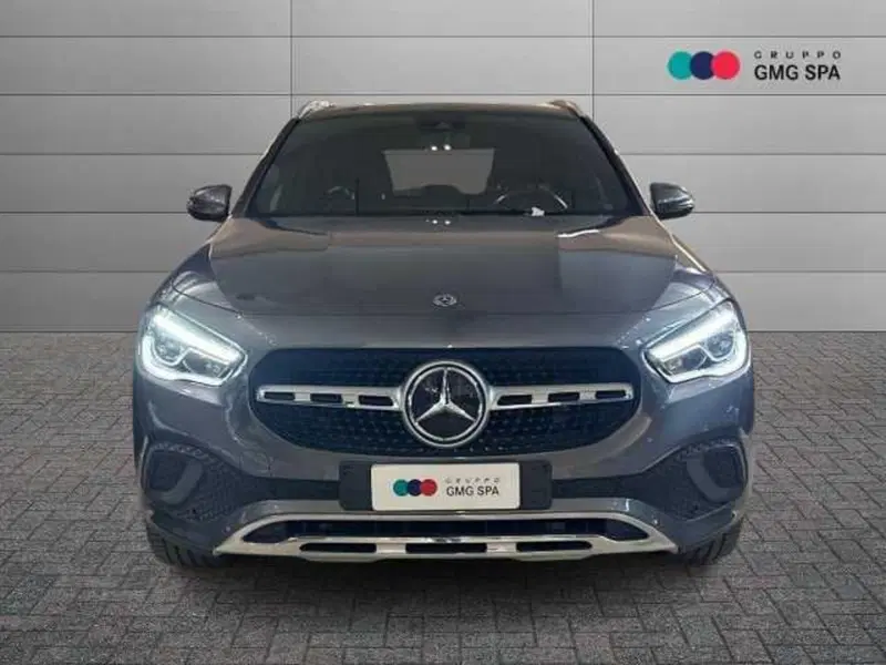 Mercedes-Benz GLA SUV usata a Prato (2)