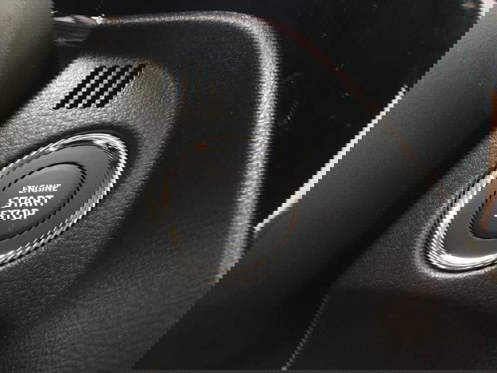 Suzuki S-Cross nuova a Cuneo (14)