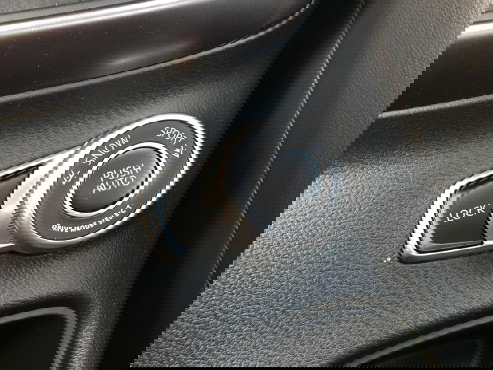 Suzuki S-Cross nuova a Cuneo (17)