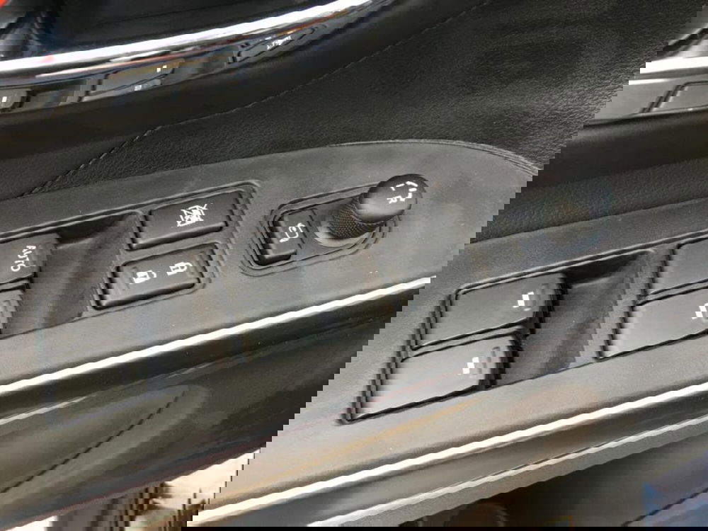 Suzuki S-Cross nuova a Cuneo (18)