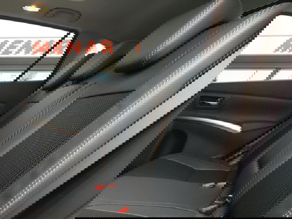 Suzuki S-Cross nuova a Cuneo (9)