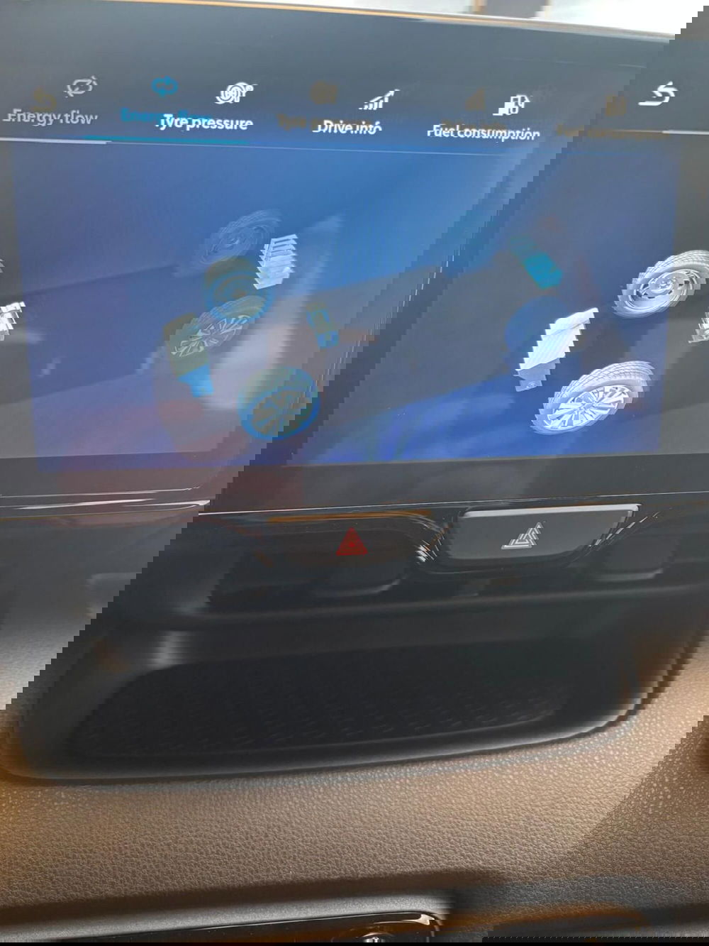 Mazda Mazda2 Hybrid nuova a Frosinone (12)