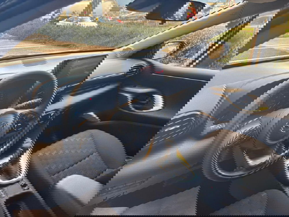 Mazda Mazda2 Hybrid nuova a Frosinone (6)