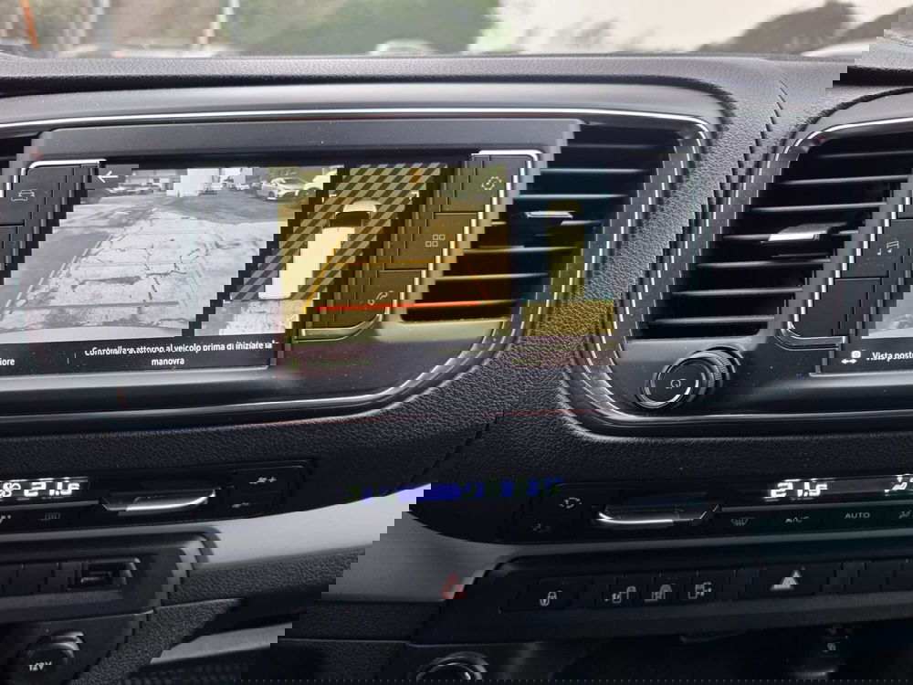 Opel Zafira Life usata a Rimini (11)