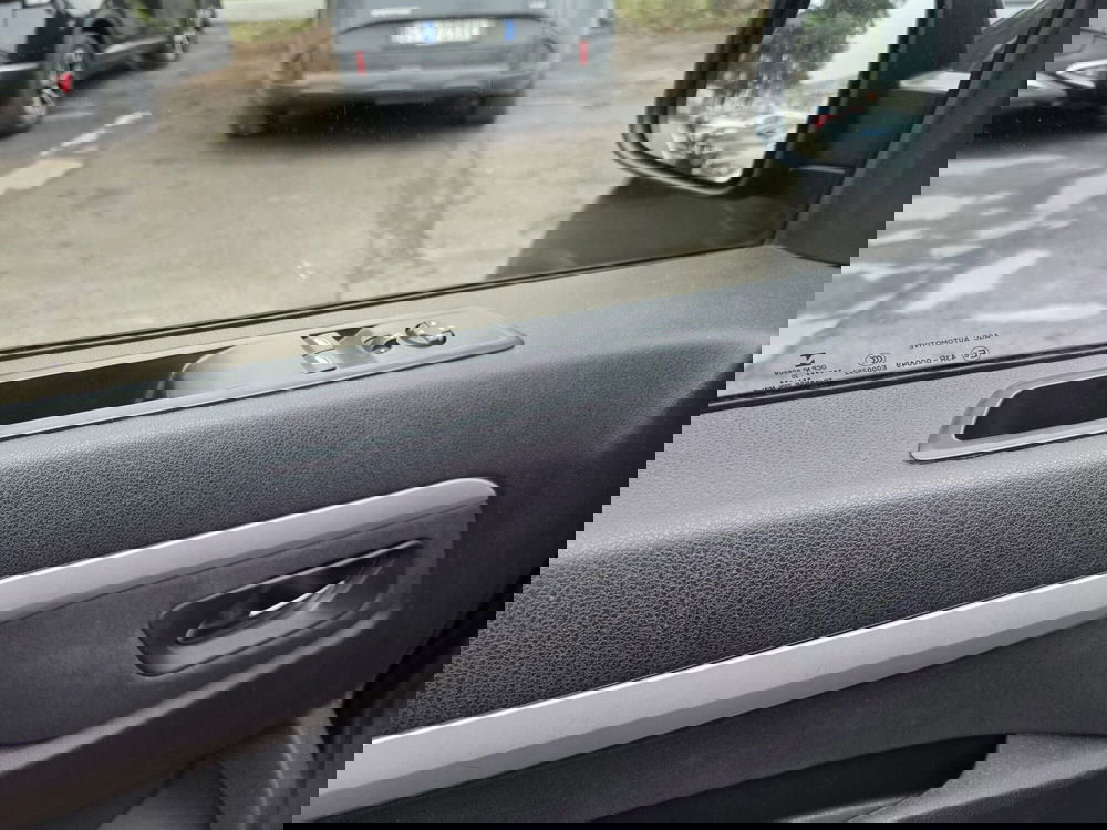 Opel Zafira Life usata a Rimini (20)