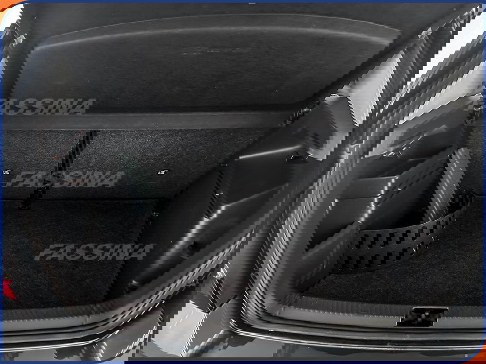 Skoda Fabia usata a Milano (11)