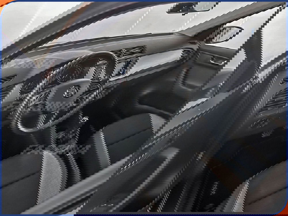 Skoda Fabia usata a Milano (9)