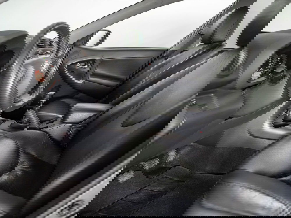 Toyota Rav4 usata a Foggia (11)