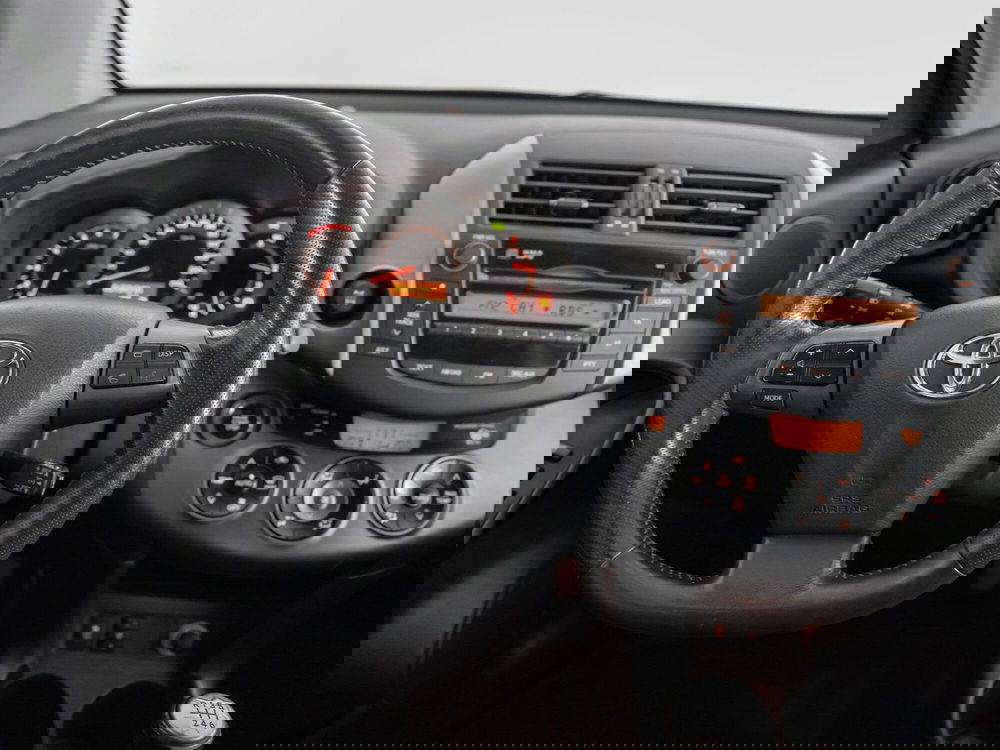 Toyota Rav4 usata a Foggia (9)