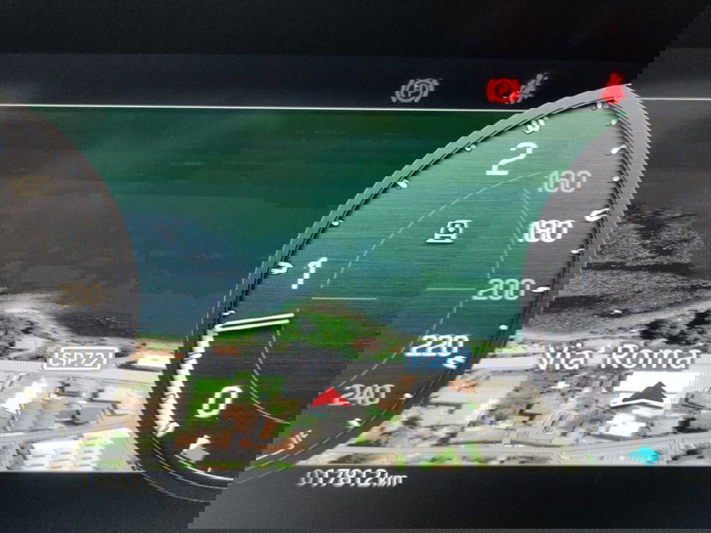Land Rover Defender usata a Lecco (10)