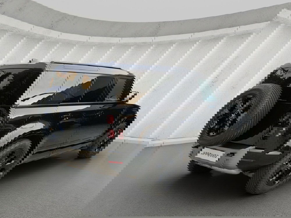 Land Rover Defender usata a Lecco (2)