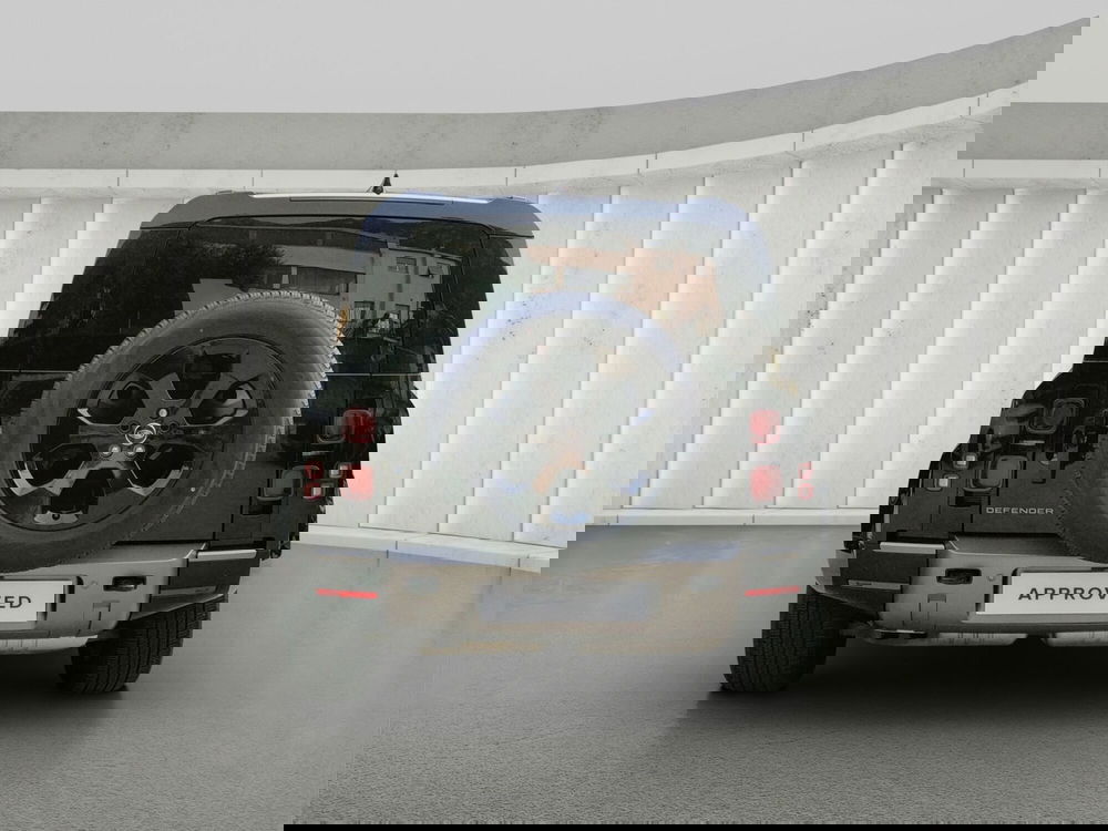 Land Rover Defender usata a Lecco (7)