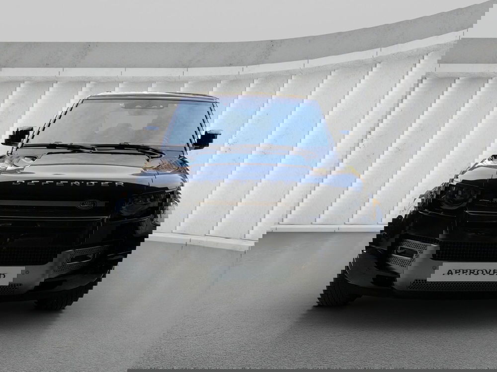 Land Rover Defender usata a Lecco (8)