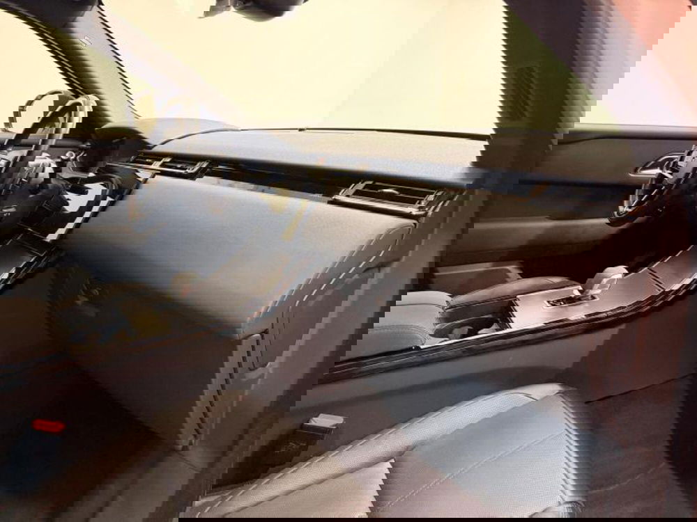 Land Rover Range Rover Velar usata a Venezia (8)