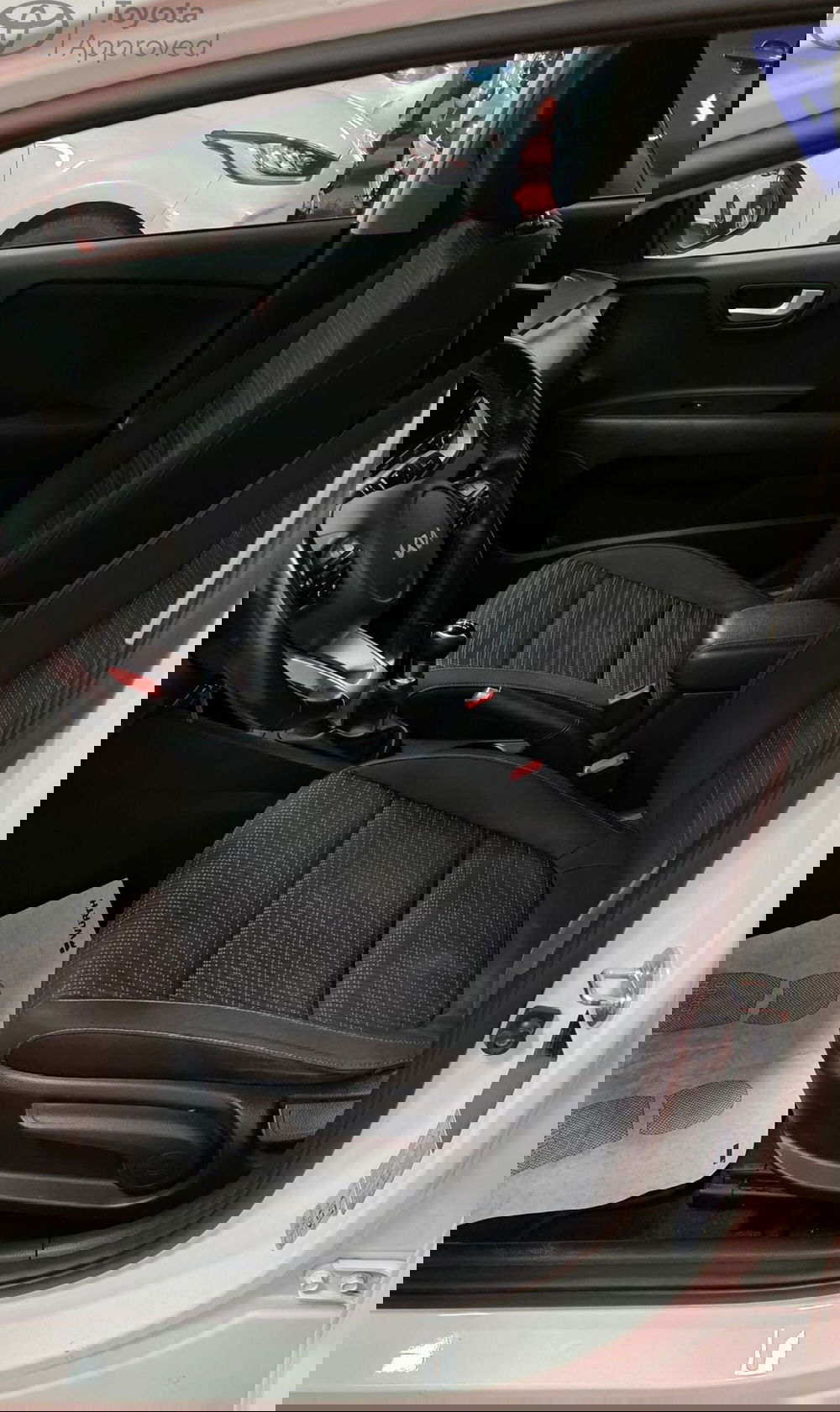 Kia Stonic usata a Messina (7)