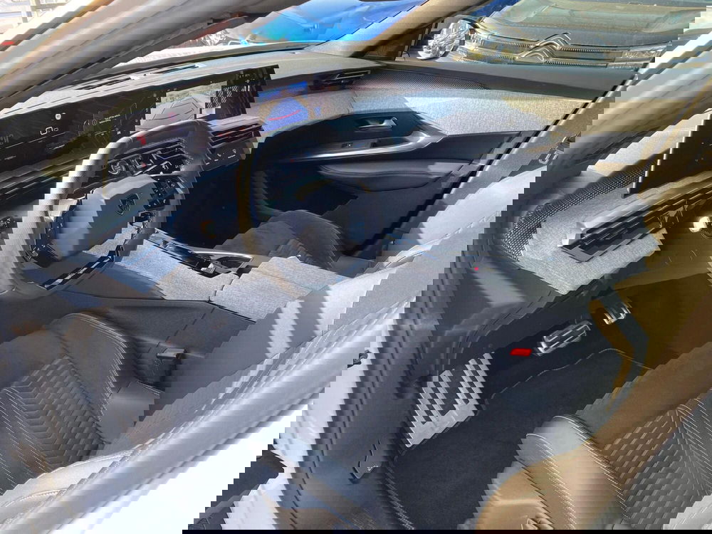 Peugeot 3008 usata a Milano (9)