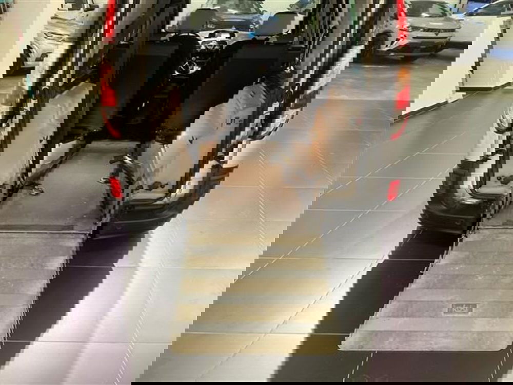 Renault Kangoo usata a Como (13)