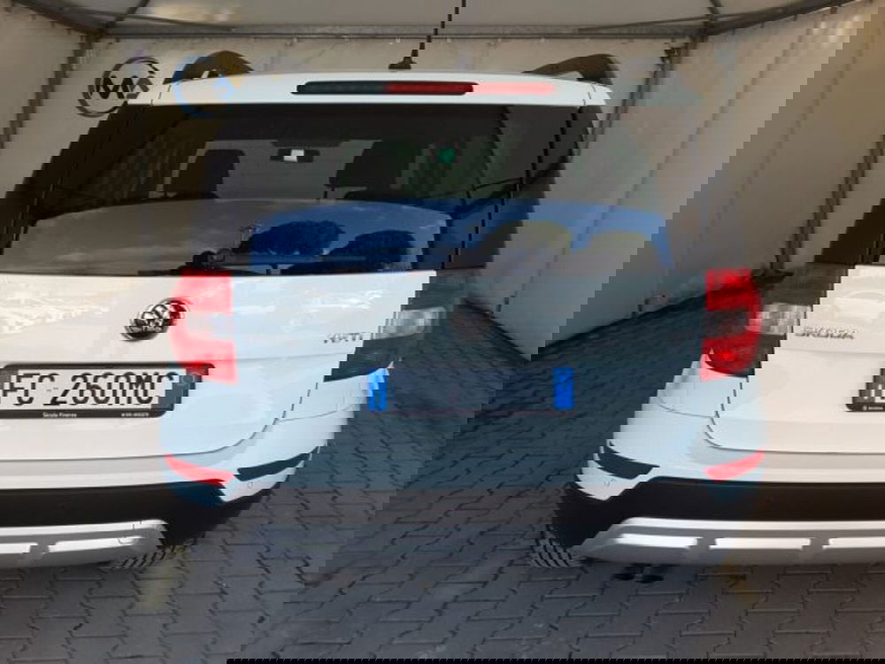 Skoda Yeti usata a Firenze (12)