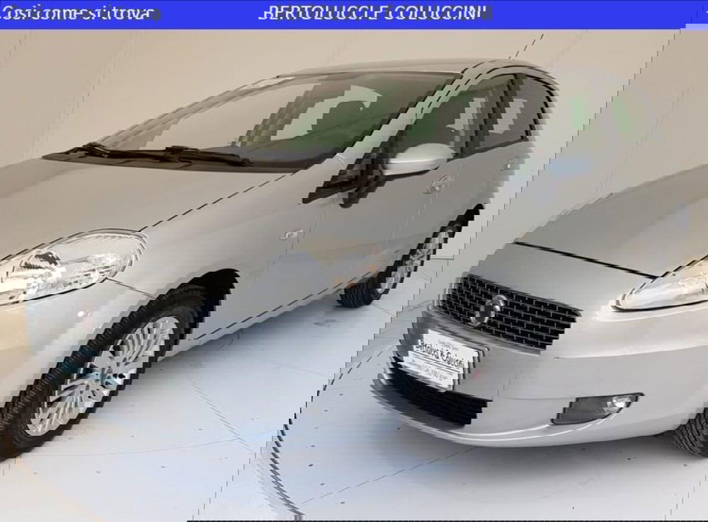 Fiat Grande Punto usata a Lucca