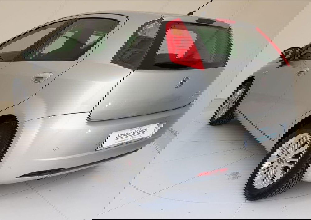 Fiat Grande Punto usata a Lucca (4)