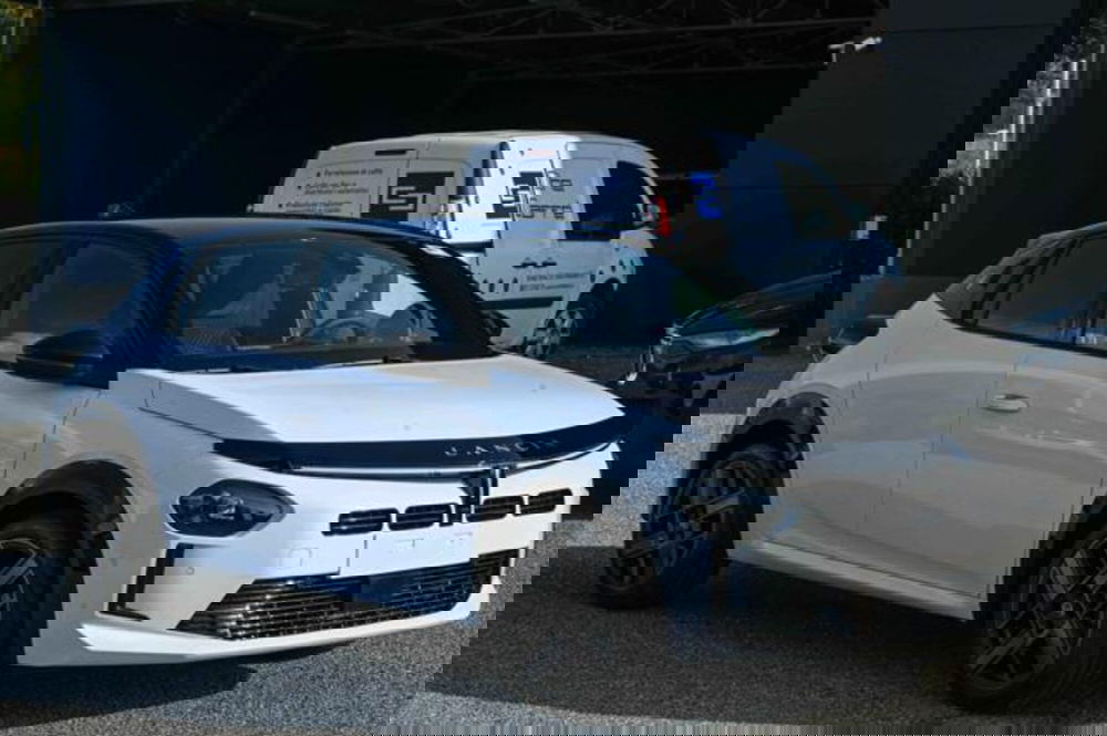 Lancia Ypsilon nuova a Torino (3)