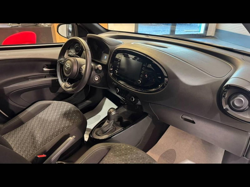 Toyota Aygo X usata a Torino (13)