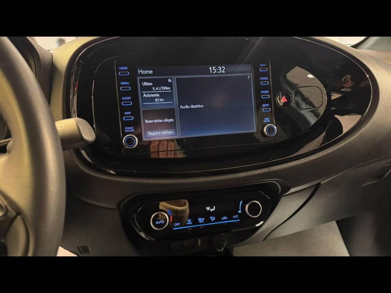 Toyota Aygo X usata a Torino (8)