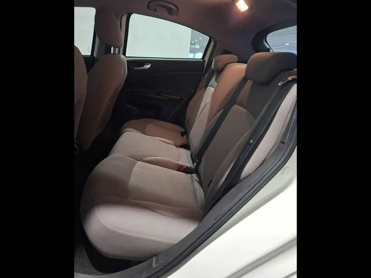 Alfa Romeo Giulietta usata a Torino (15)