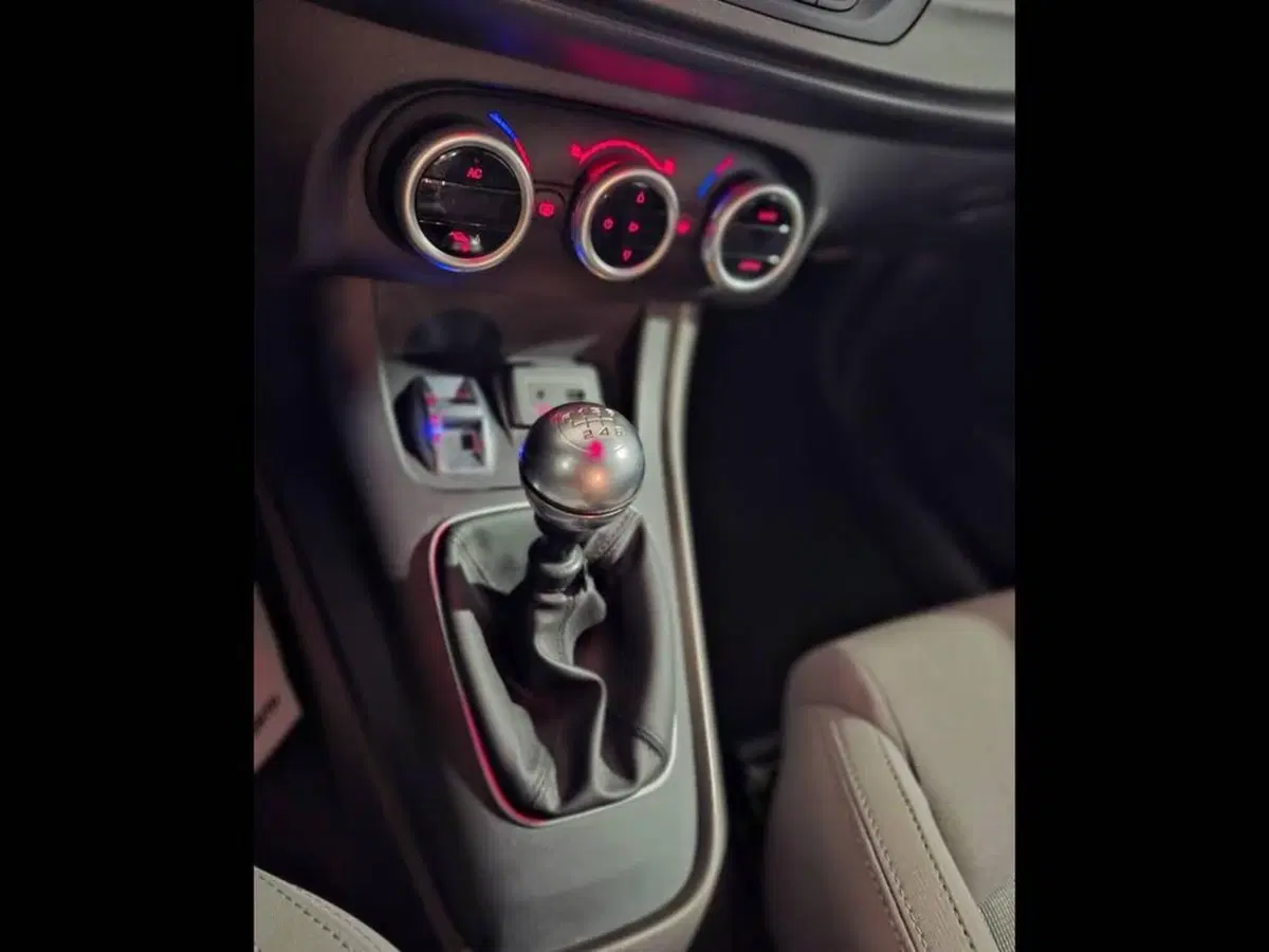 Alfa Romeo Giulietta usata a Torino (8)