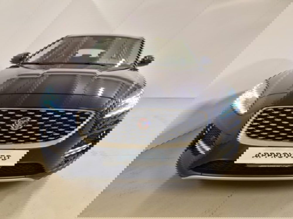 Jaguar E-Pace usata a Modena (8)