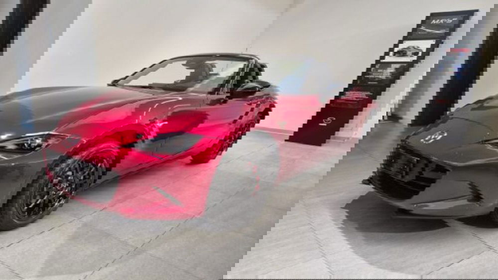 Mazda MX-5 nuova a Modena (10)