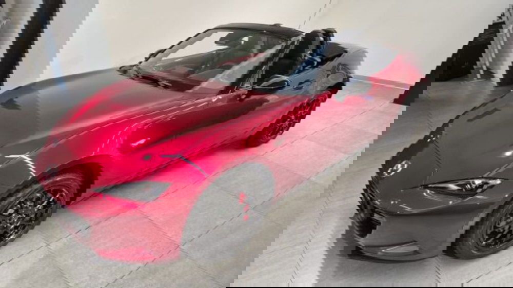 Mazda MX-5 nuova a Modena (7)