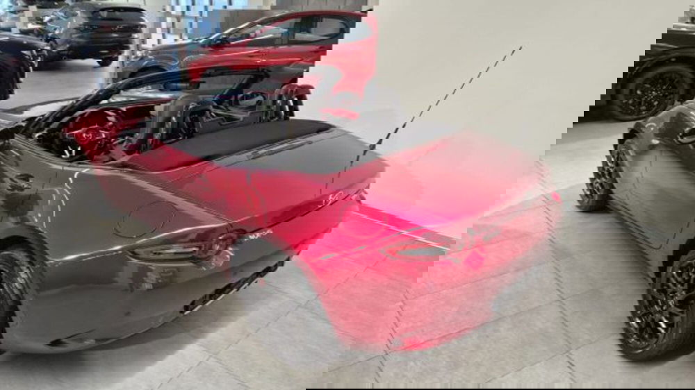 Mazda MX-5 nuova a Modena (8)