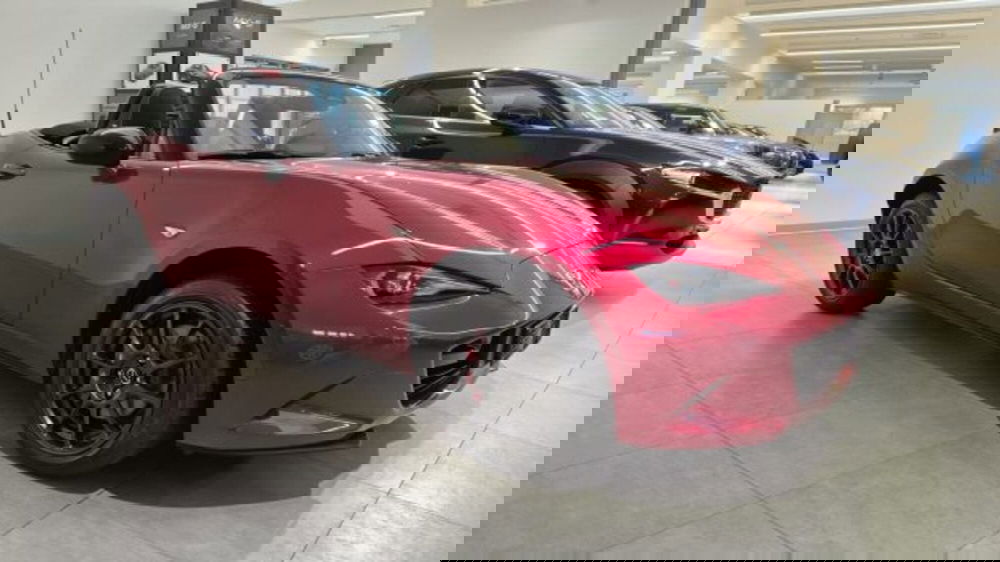 Mazda MX-5 nuova a Modena (9)