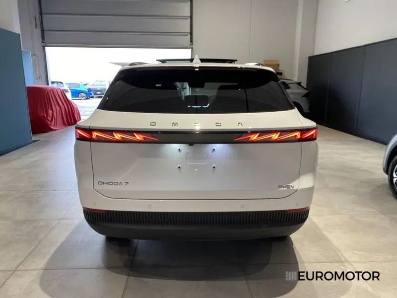 Omoda Omoda 7 SHS-P nuova a Bari (10)