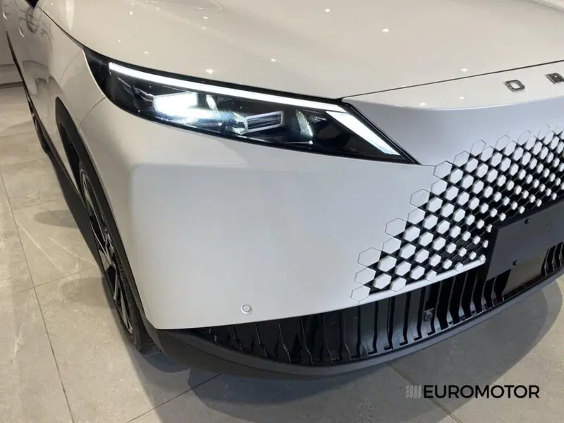 Omoda Omoda 7 SHS-P nuova a Bari (6)