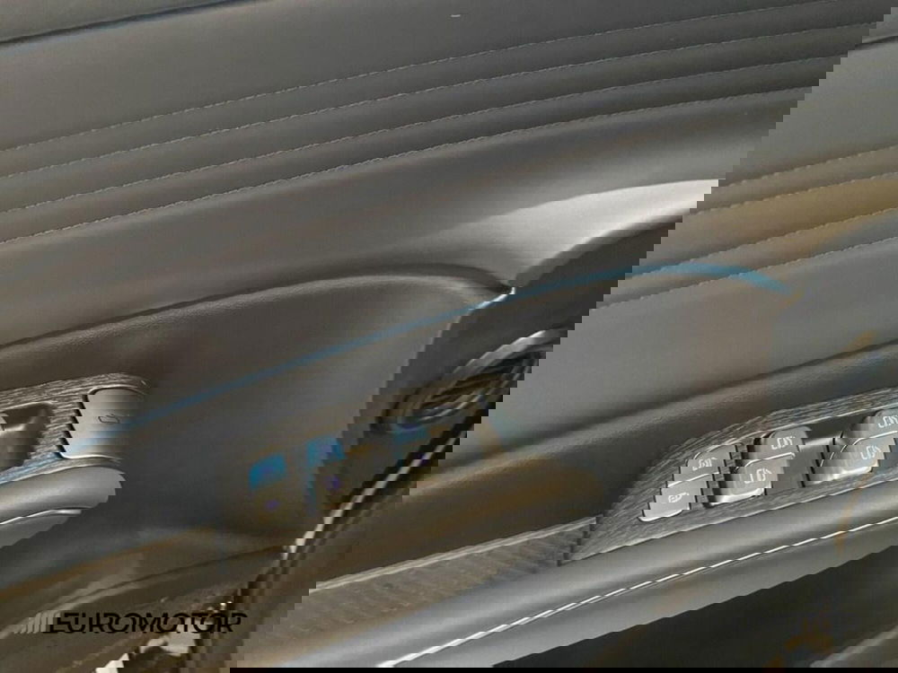 Omoda Omoda 7 SHS-P nuova a Bari (10)