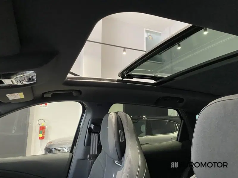 Omoda Omoda 7 SHS-P nuova a Bari (14)