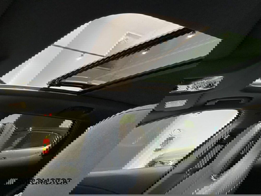 Omoda Omoda 7 SHS-P nuova a Bari (13)