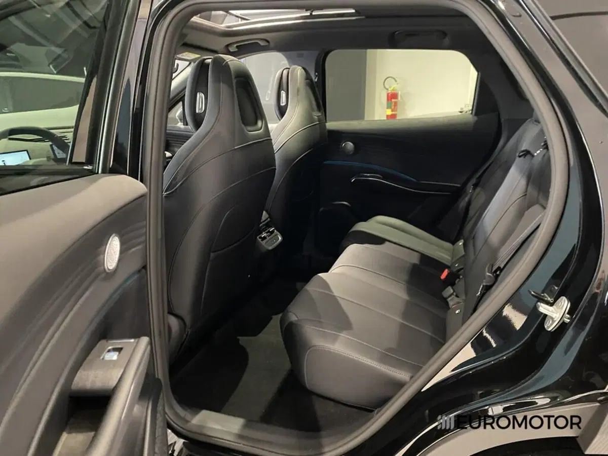 Omoda Omoda 7 SHS-P nuova a Bari (15)