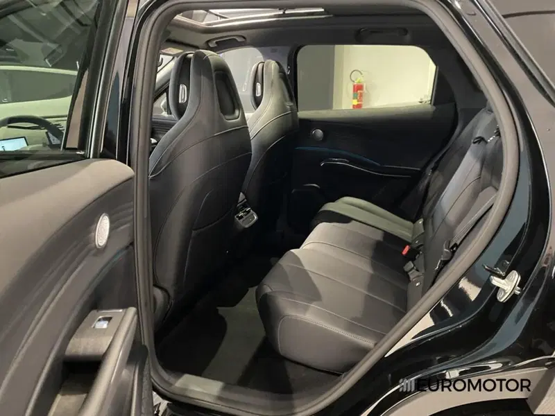 Omoda Omoda 7 SHS-P nuova a Bari (15)