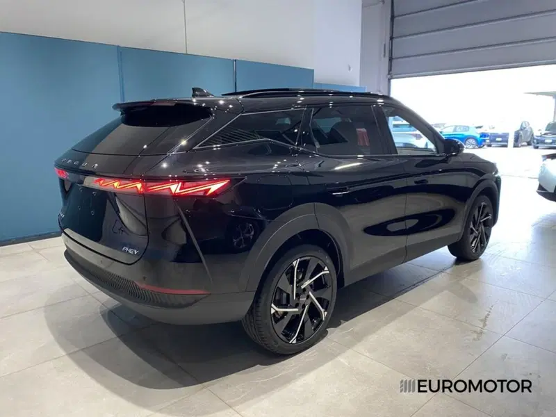 Omoda Omoda 7 SHS-P nuova a Bari (7)