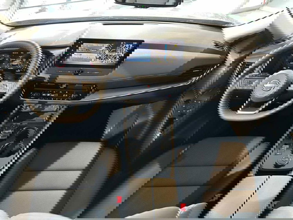 Nissan X-Trail nuova a Sondrio (12)